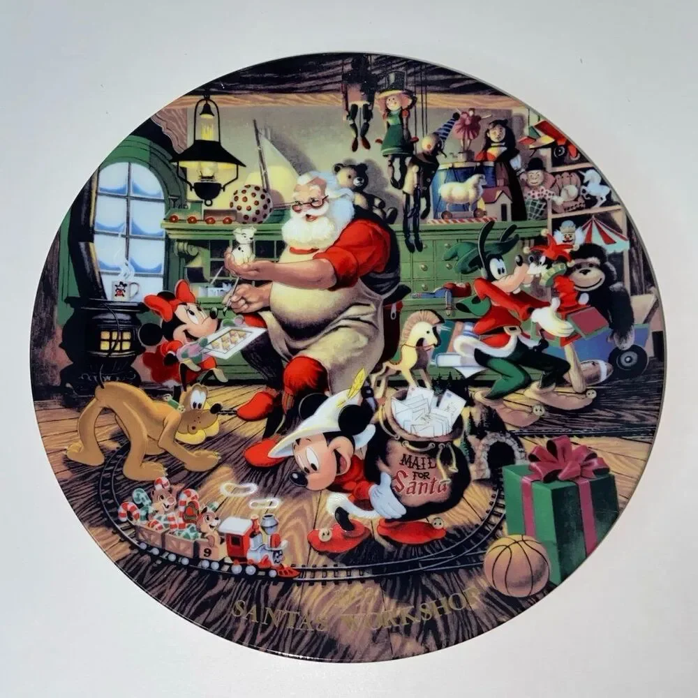 Disney Santa's Workshop Christmas Plate 1993 (Disney Christmas Collectibles)
